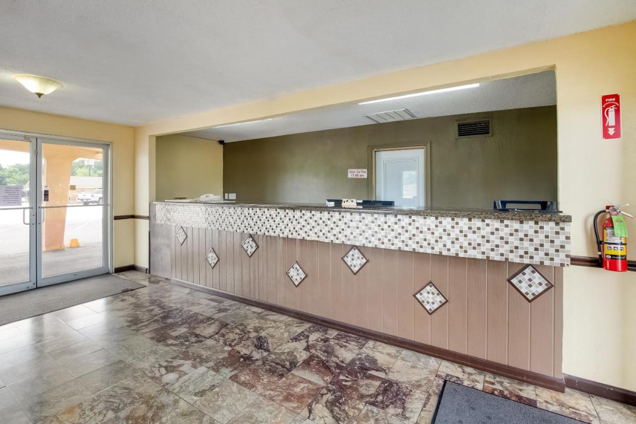 Oyo Hotel Lake Charles La I-10 Zewnętrze zdjęcie