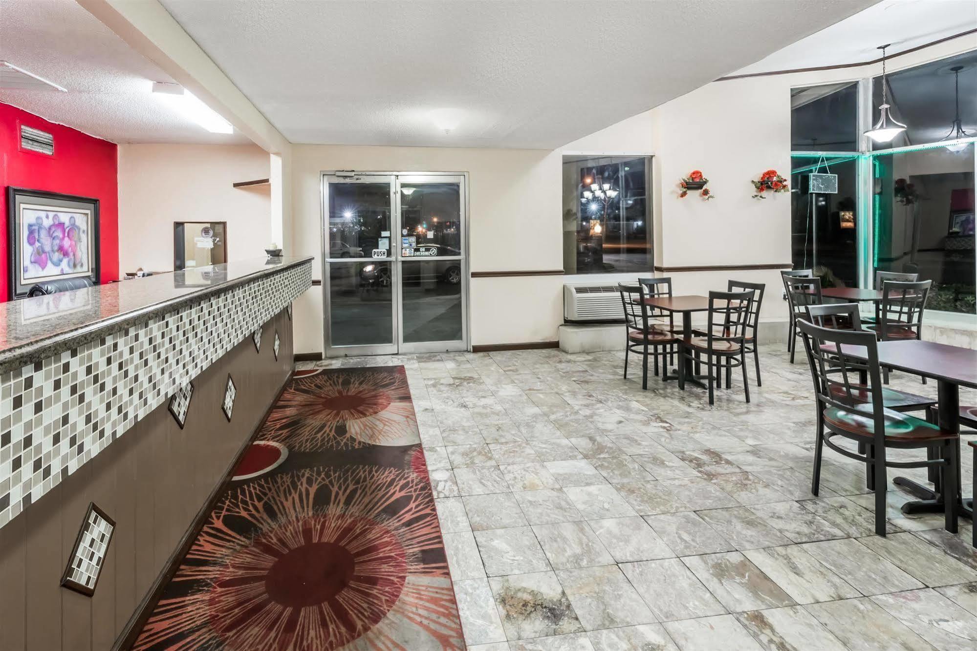 Oyo Hotel Lake Charles La I-10 Zewnętrze zdjęcie