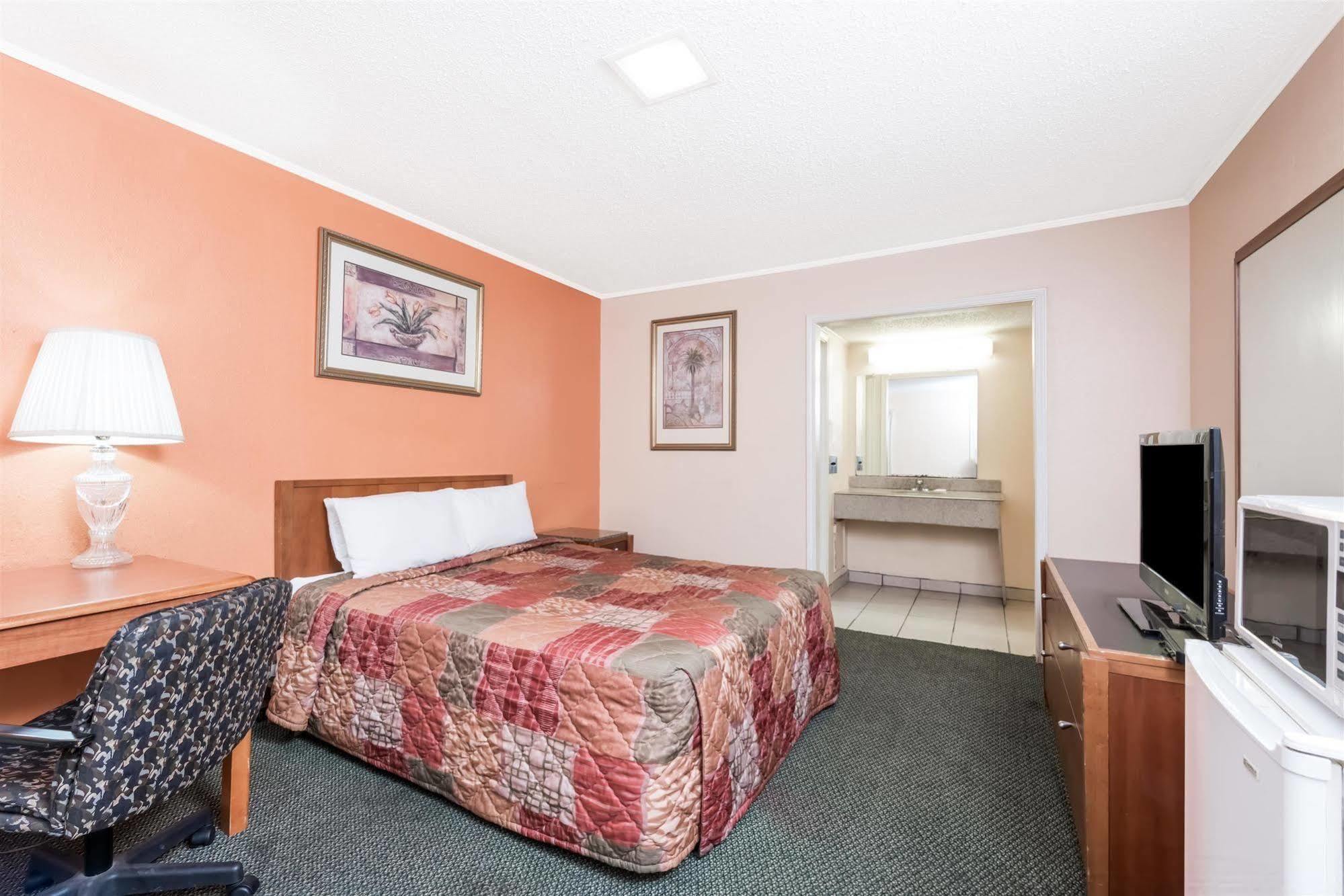 Oyo Hotel Lake Charles La I-10 Zewnętrze zdjęcie